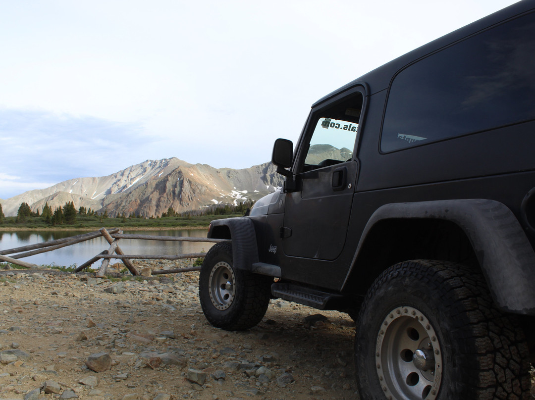 Rocky Mountain Jeep Rentals-萨利达必去景点