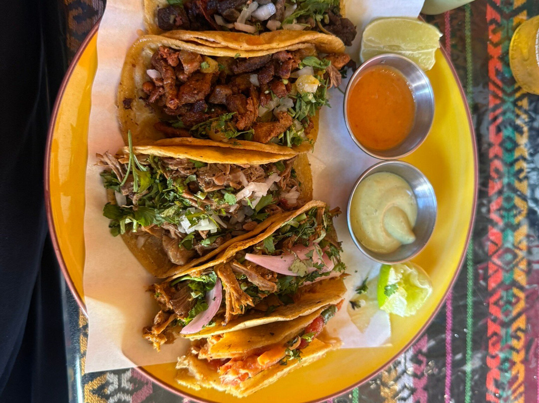 Tacorriendo De Lupita