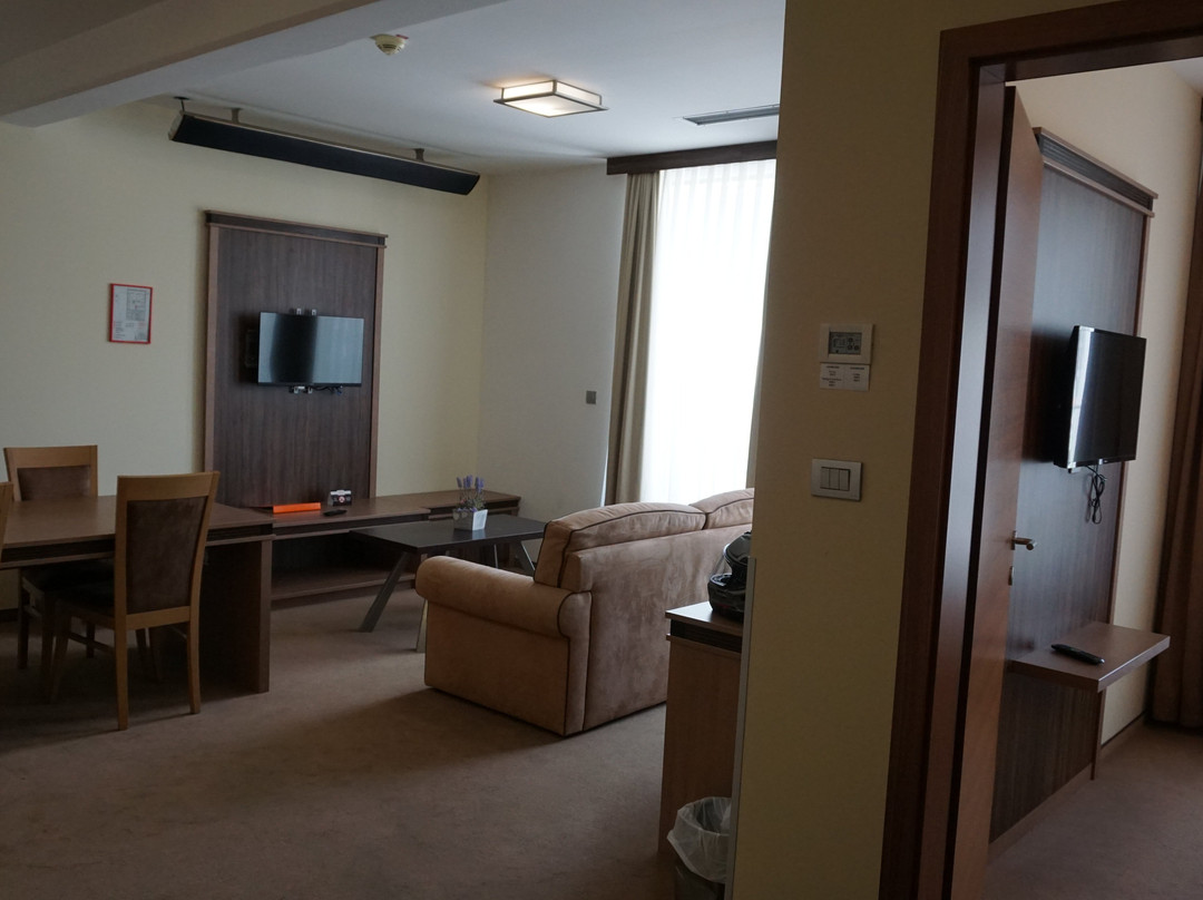 Hotel Kras主图