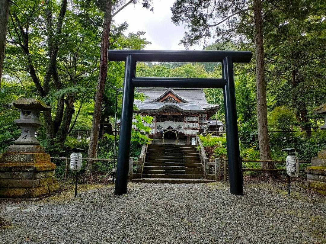 Yoshitsune Shrine-平取町必去景点