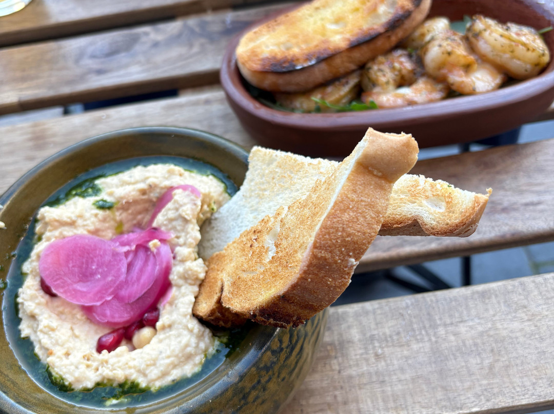 The Hungry Bedouin - Frinton