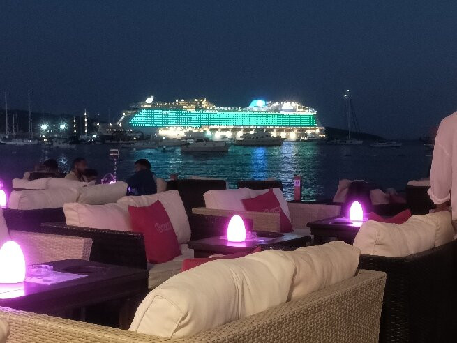 Breeze Nargile Bodrum-博德鲁姆必去景点