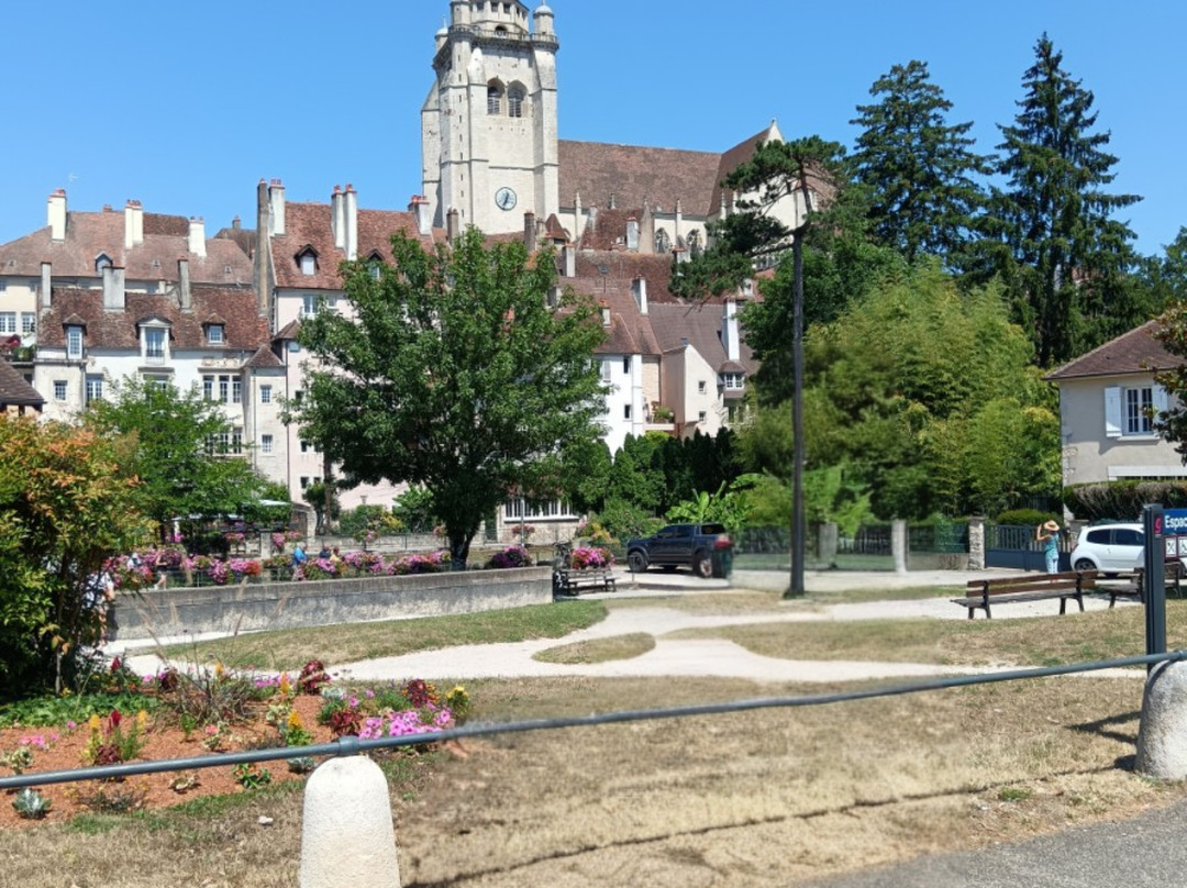 Le Circuit du Chat Perché-多勒必去景点