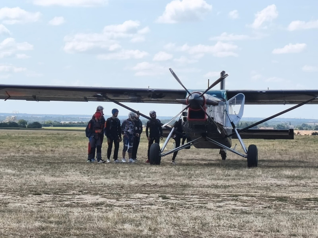 Demenciel Parachutisme-尼奥尔必去景点