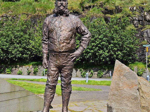 Isleborn Tours-Vestmanna必去景点