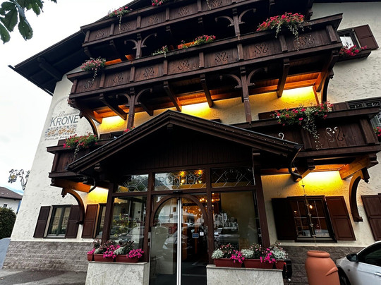 Hotel Krone Tirol主图