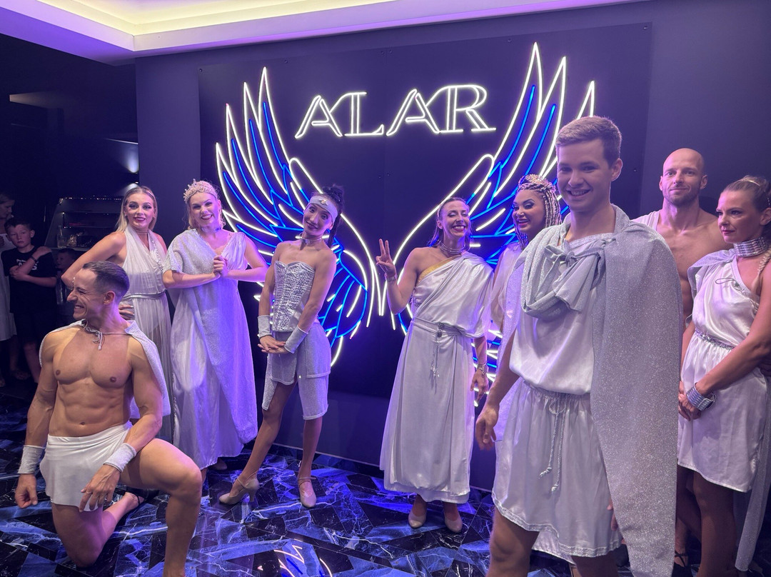 TROY at Alar dinner-show-Piskopiano必去景点