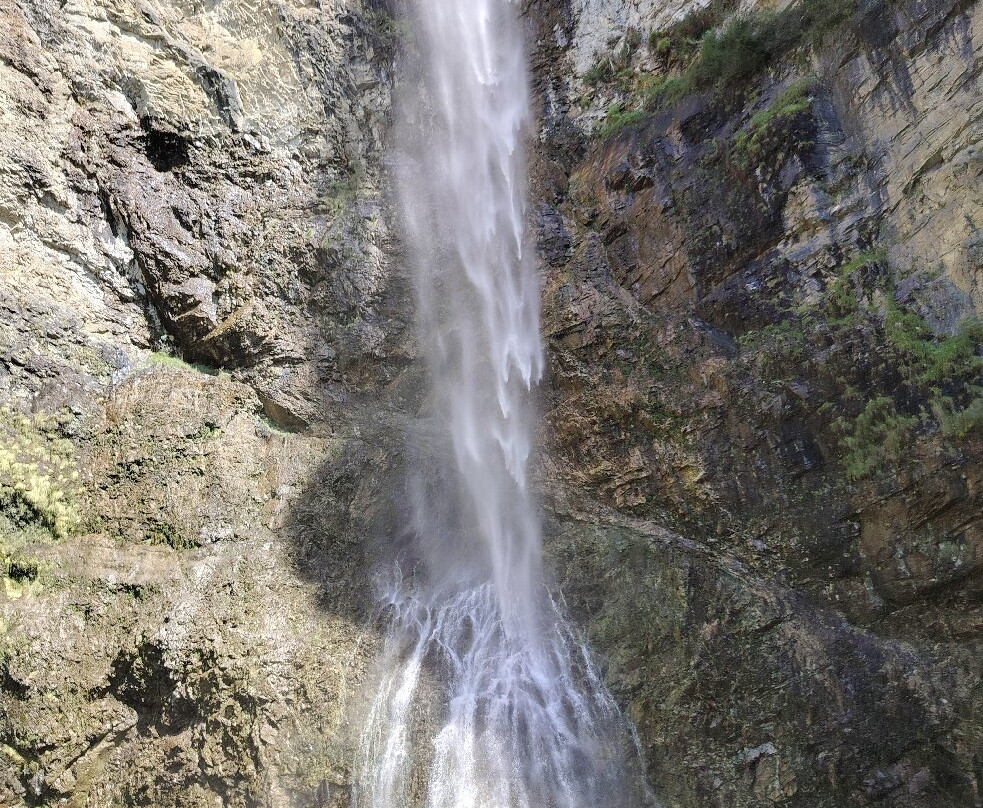 Cascade de Saint-Benoit-Avrieux必去景点