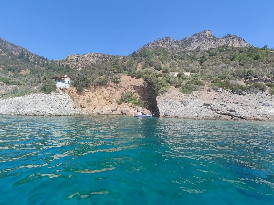 Flagman Service-Ormos Marathokampou必去景点