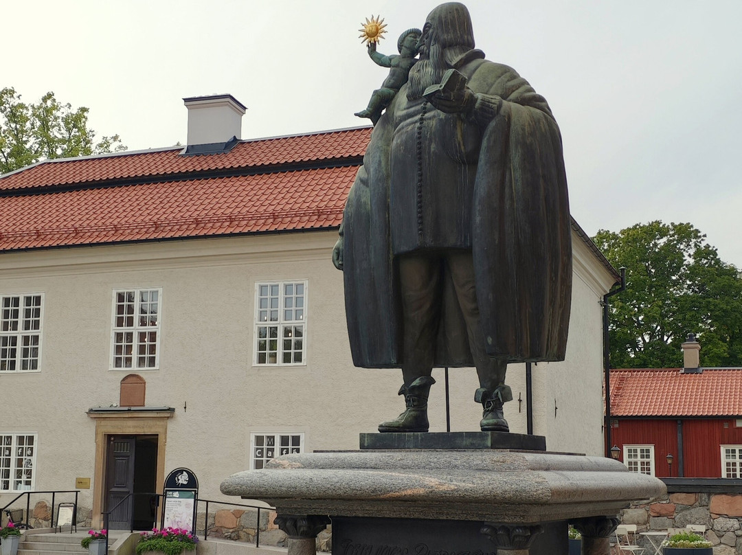 The Statue of Bishop Rudbeckius by Carl Milles-韦斯特罗斯必去景点