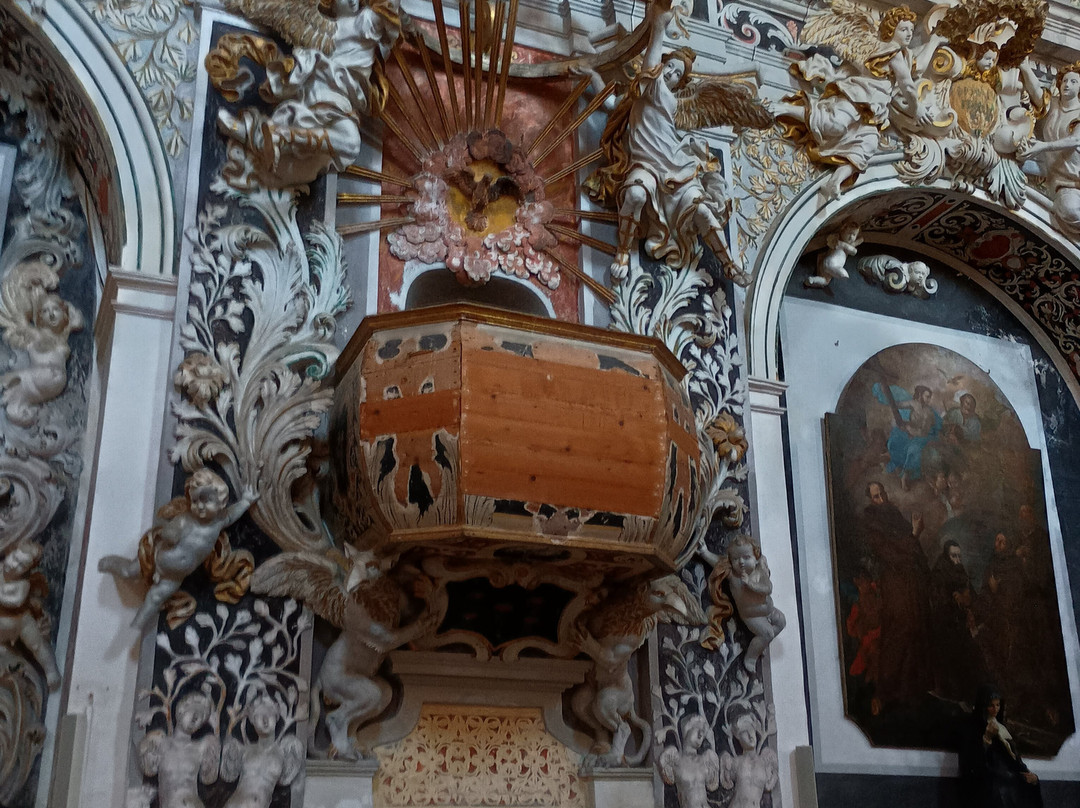 Chiesa di San Francesco-马扎拉－德尔瓦洛必去景点