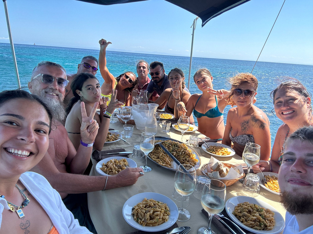 Asinara Charter Service-斯廷蒂诺必去景点