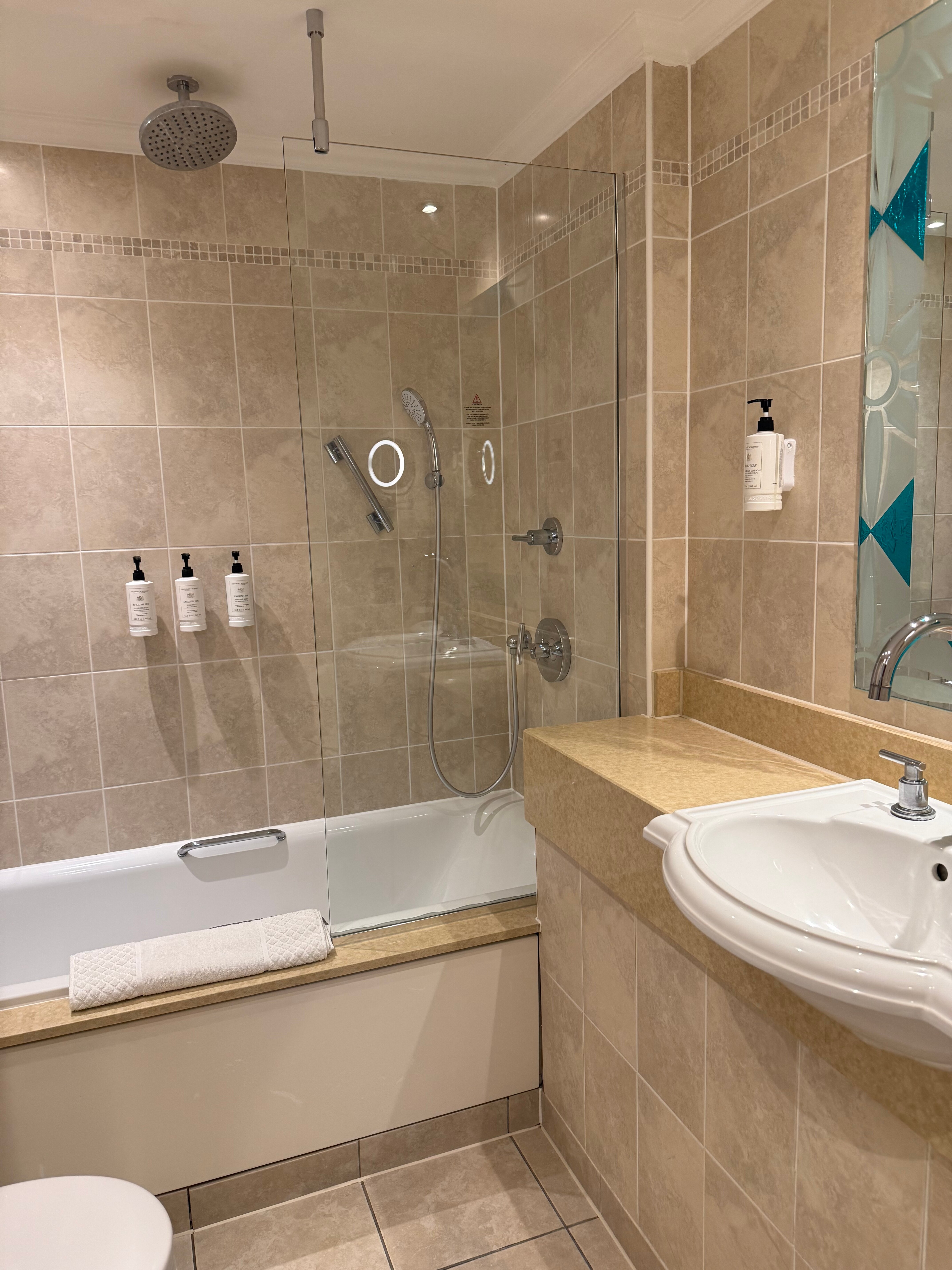 皇家卫队酒店-浴室