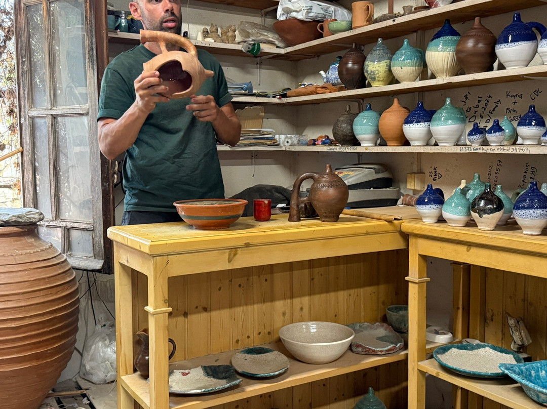 Limpertas Manolis Pottery-纳克索斯必去景点