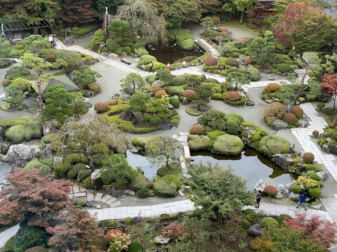 钟山苑酒店主图