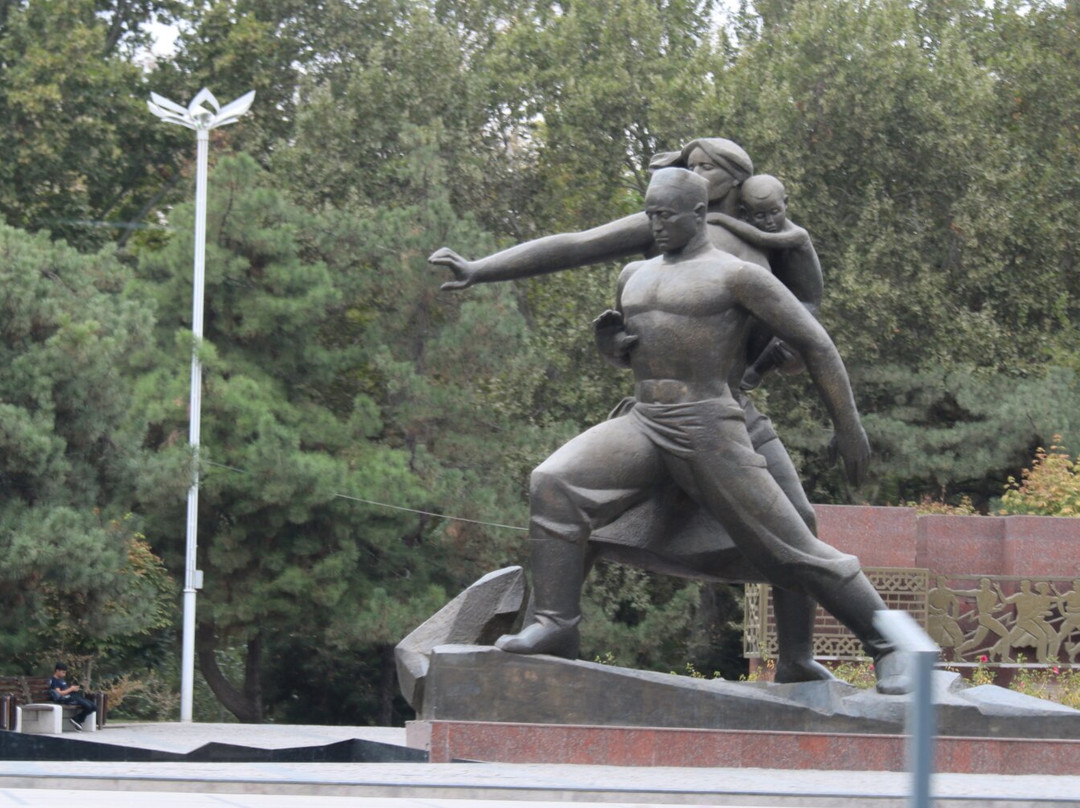 Courage Earthquake Memorial-塔什干必去景点