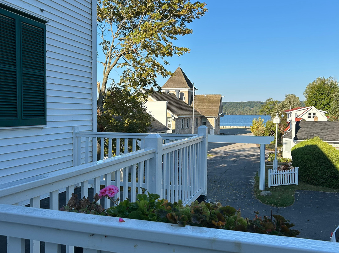 Lodgings at Pioneer Lane主图