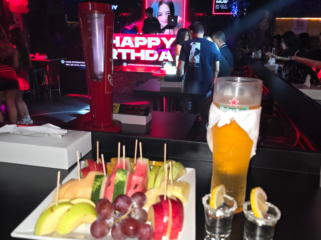 帕尔斯国际大酒店主图