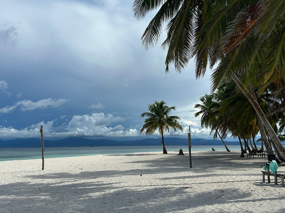 Isla Perro-San Blas Islands必去景点