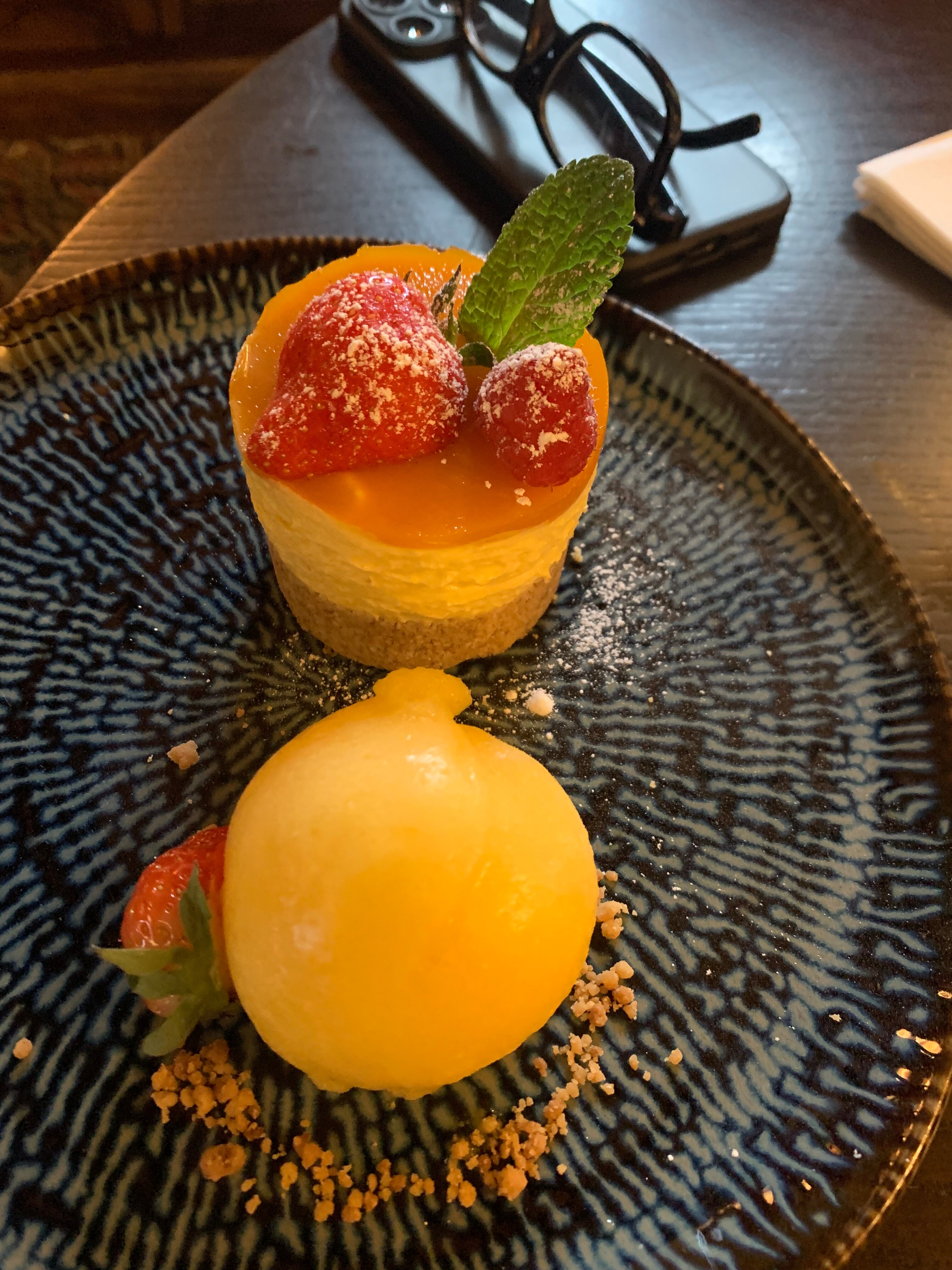 Rose and Crown-官方