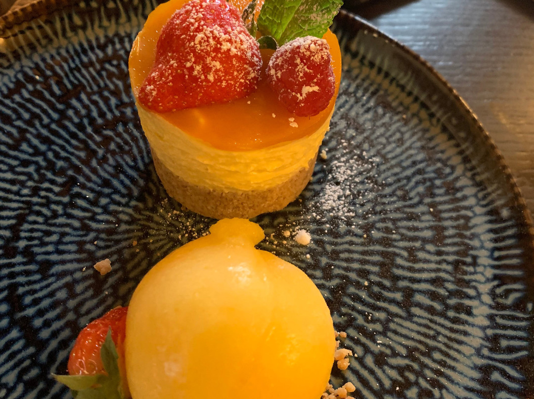 Rose and Crown主图