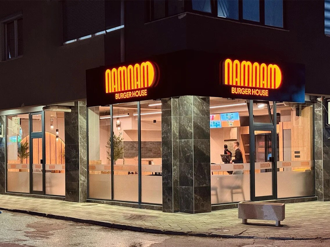 NamNam Burger House - Topansko