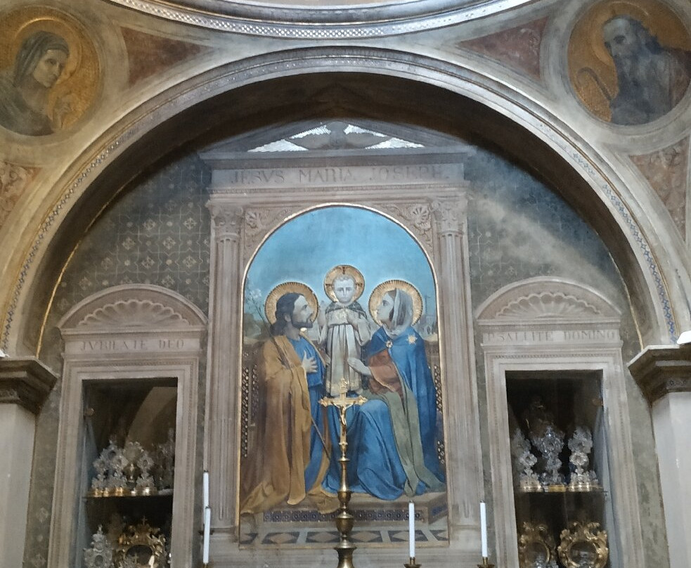 Chiesa di Santa Maria Infraportas-福利尼奥必去景点