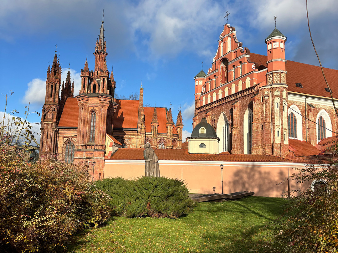 Vilnius With Locals Tours-维尔纽斯必去景点