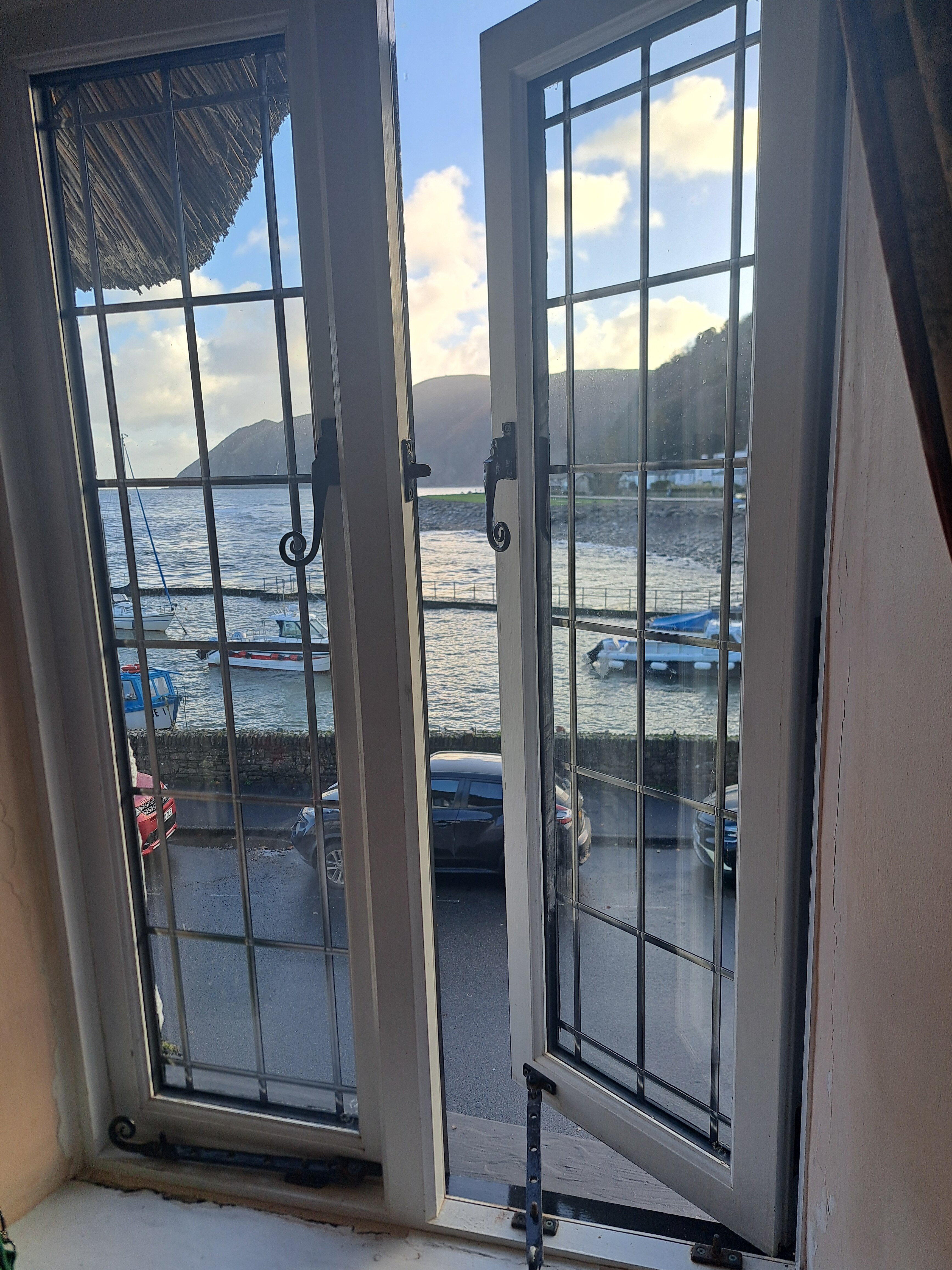 The Rising Sun Hotel-官方