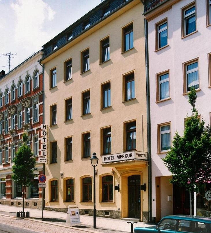 默克伽尼酒店主图