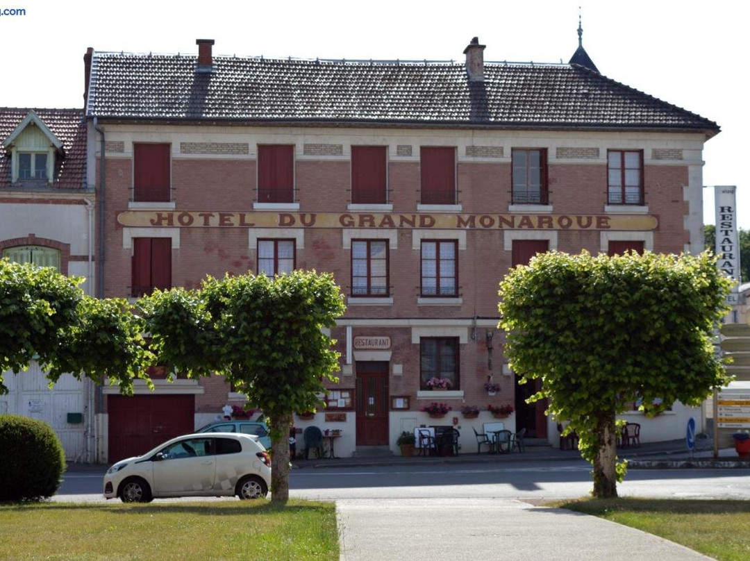 Hotel Le Grand Monarque主图