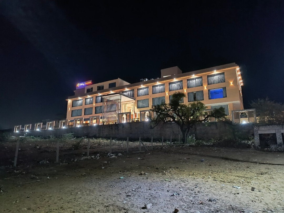 Sterling Pushkar主图