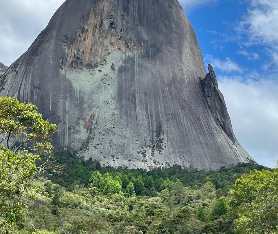 Rota do Lagarto-多明戈斯-马丁斯必去景点