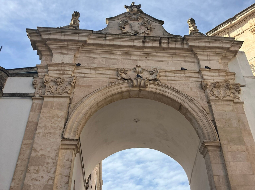 Porta di Santo Stefano-马丁纳弗兰卡必去景点