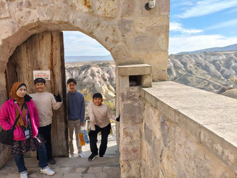 基斯塔洞穴酒店主图