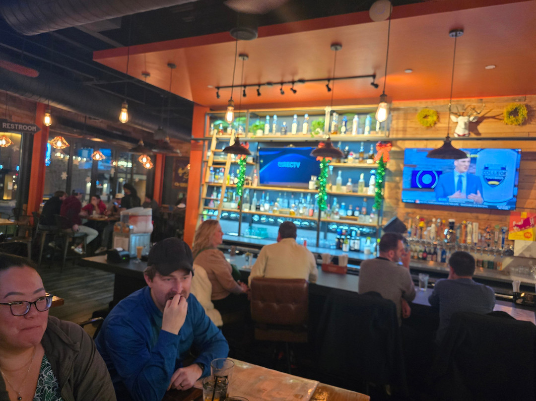 HOBNOB Neighborhood Tavern