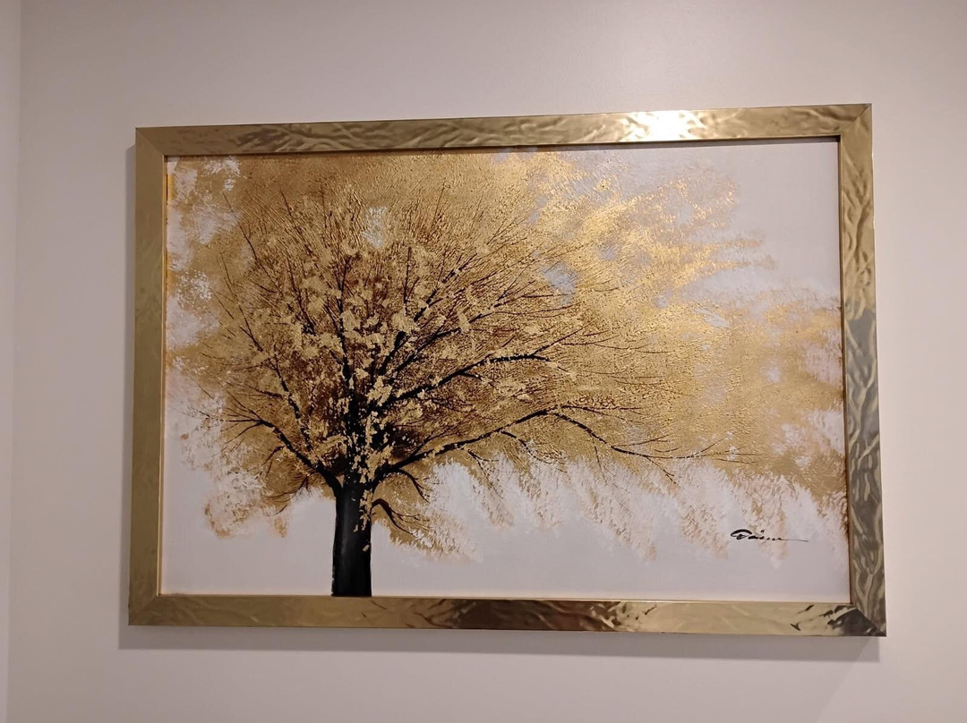 Margoz Gallery-绍姆堡必去景点