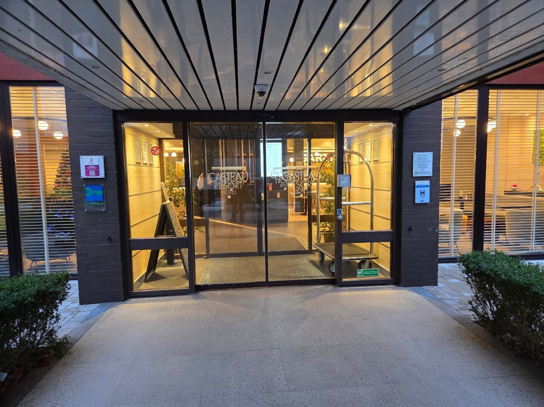 最佳西方卡斯特乌度假酒店主图