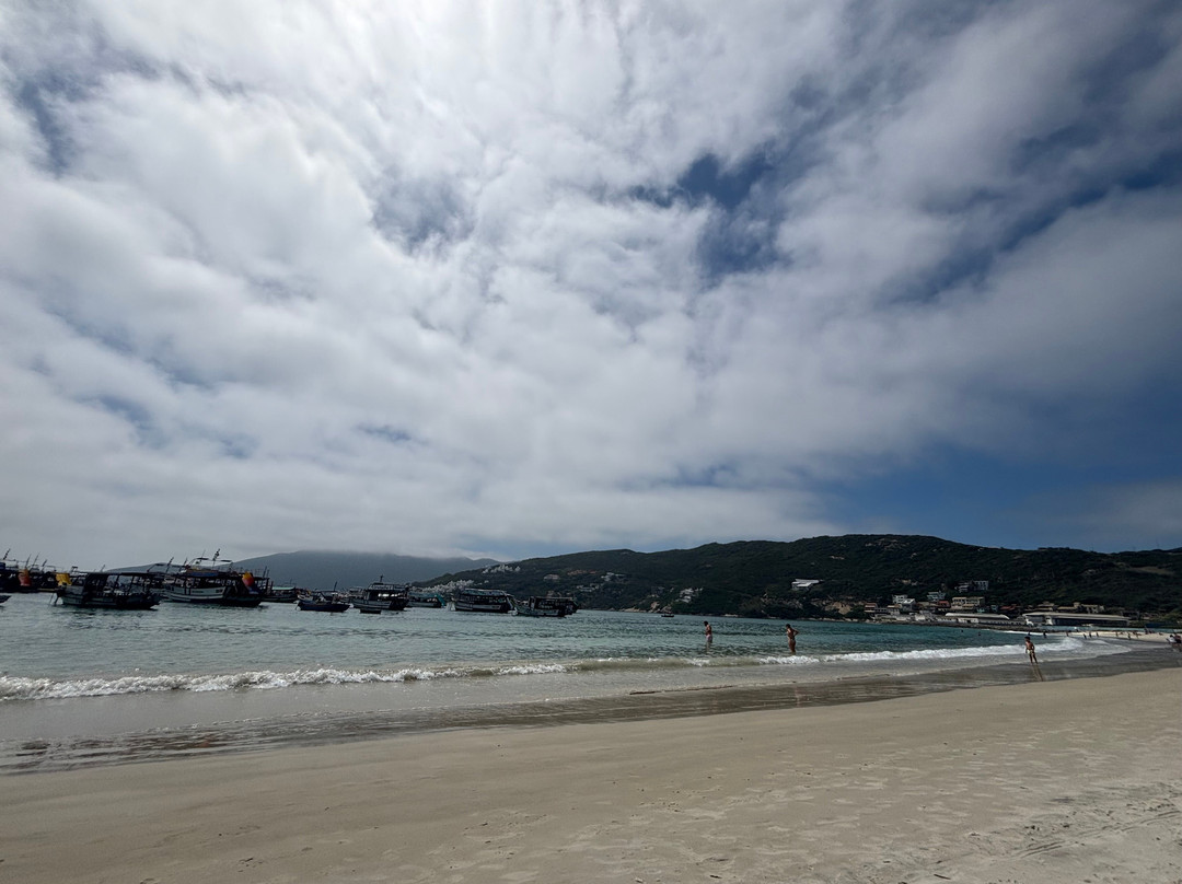 Praia dos Anjos-阿拉伊阿尔港必去景点