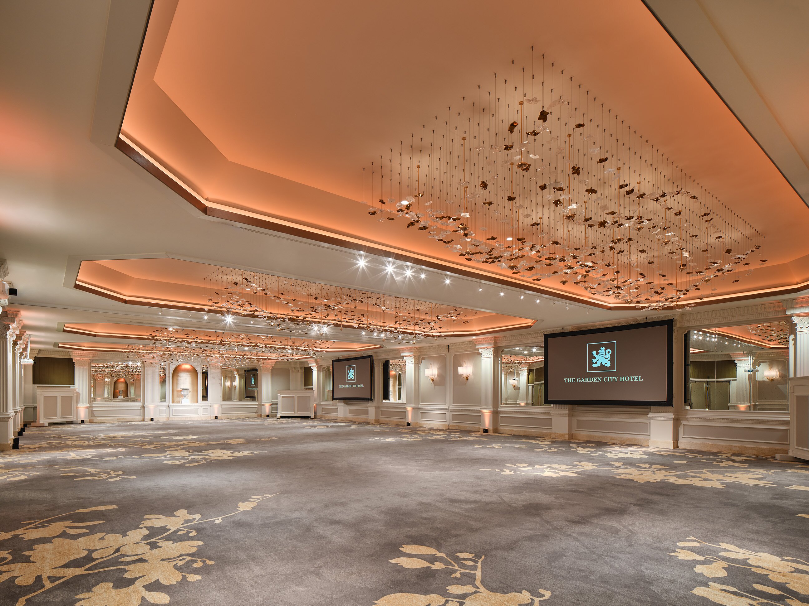 花园城酒店-商务中心/多功能厅