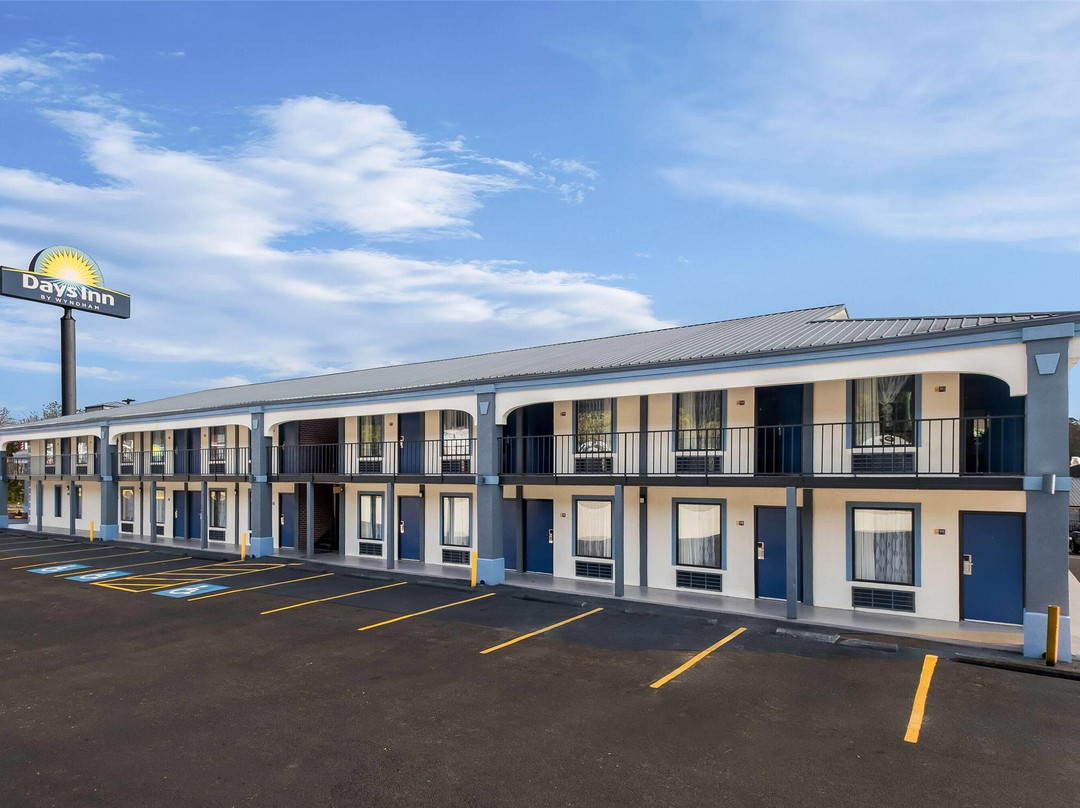 Days Inn by Wyndham Cleveland TN