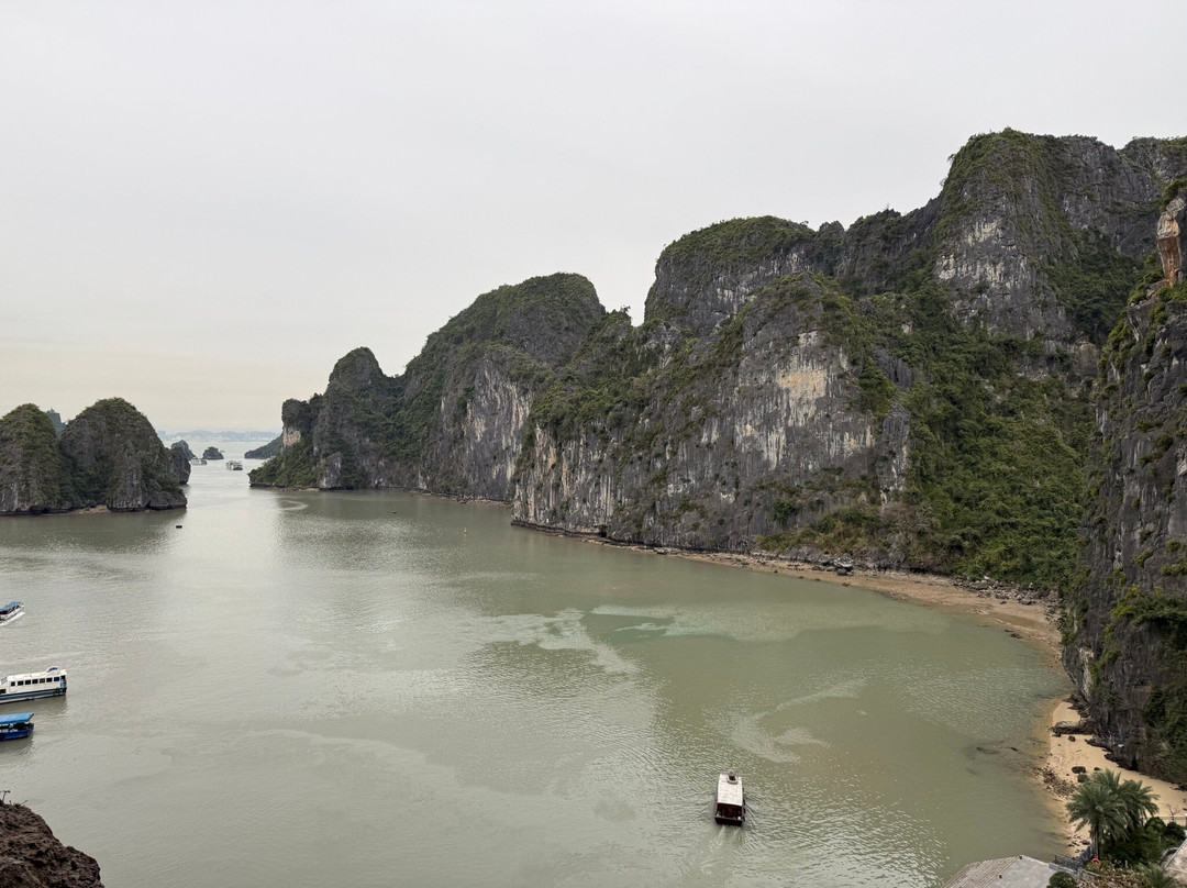 Mila Cruises-下龙湾必去景点