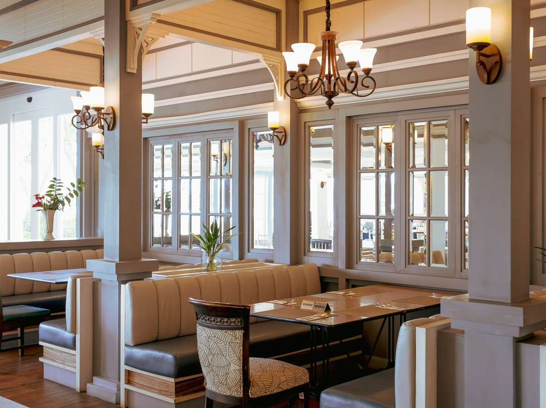 好友东方滨江帕科瑞德酒店主图