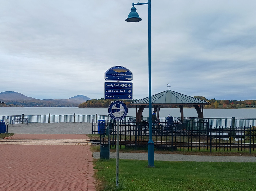 Pomerleau Park-Newport必去景点