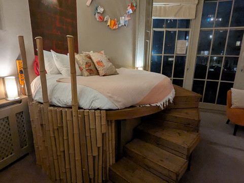 佩利罗科酒店主图