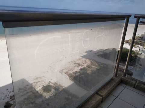 格雷尔广场码头盛橡套房酒店主图