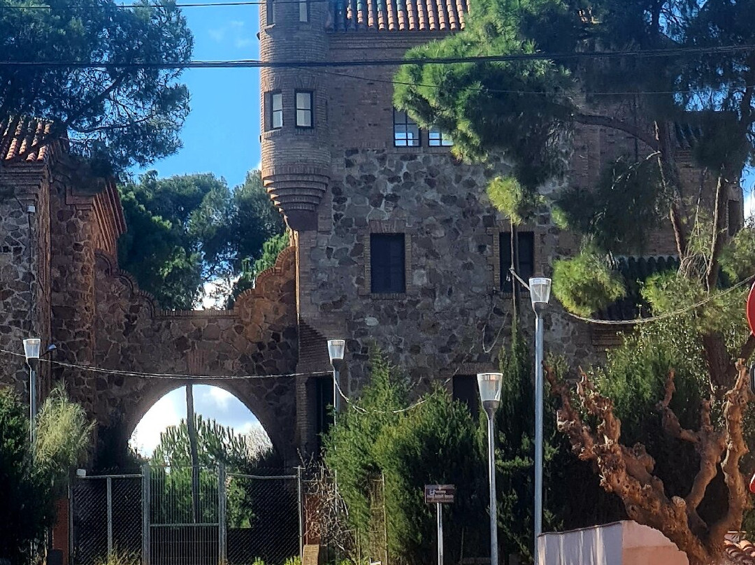Colonia Güell-圣科洛马德塞尔韦略必去景点