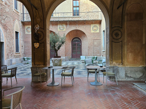 圣高德恩齐奥的城堡主图