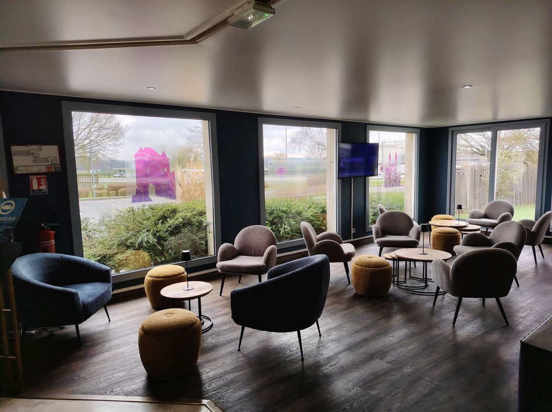 Crecy-sur-Serre酒店住宿-Hôtel Kyriad Laon