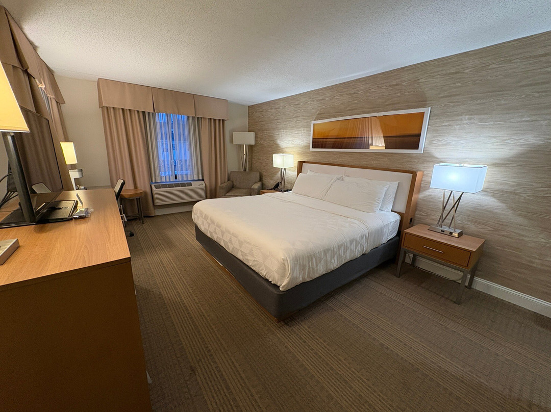 Holiday Inn 萨拉托加温泉主图